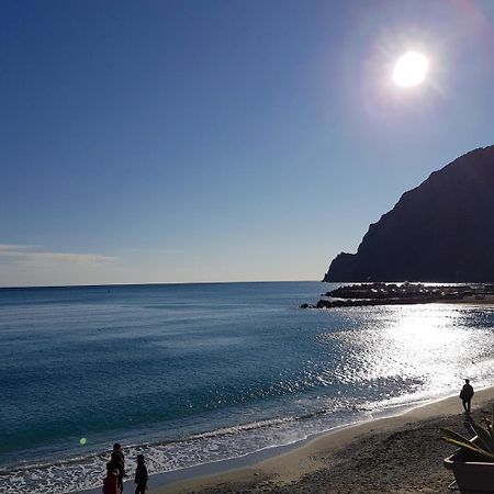 Ca Enrico Luxury Flat Διαμέρισμα Μοντερόσο αλ Μάρε Εξωτερικό φωτογραφία